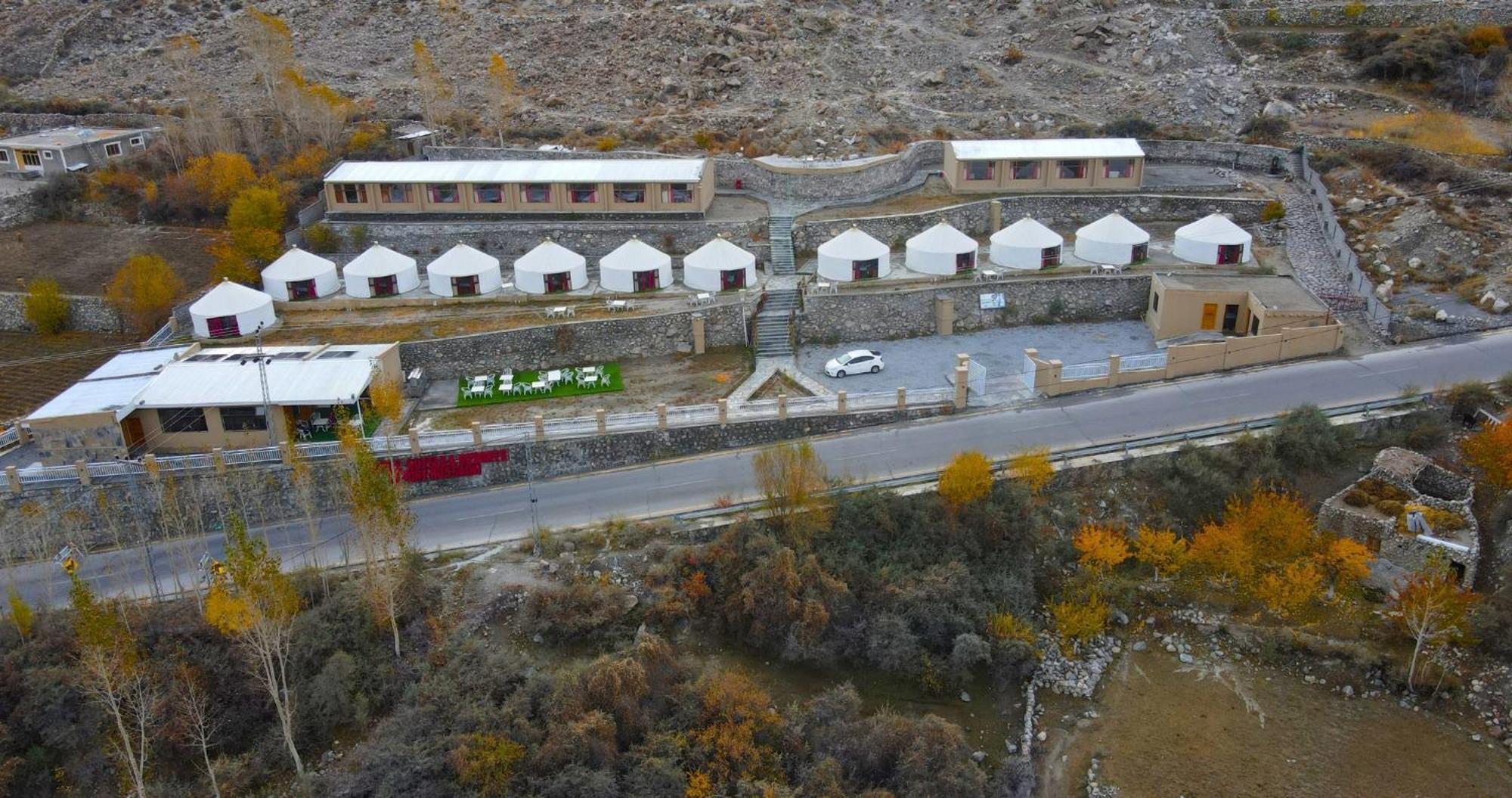 Apex Hotels And Resorts Hussaini Karimabad (Hunza) Exterior foto